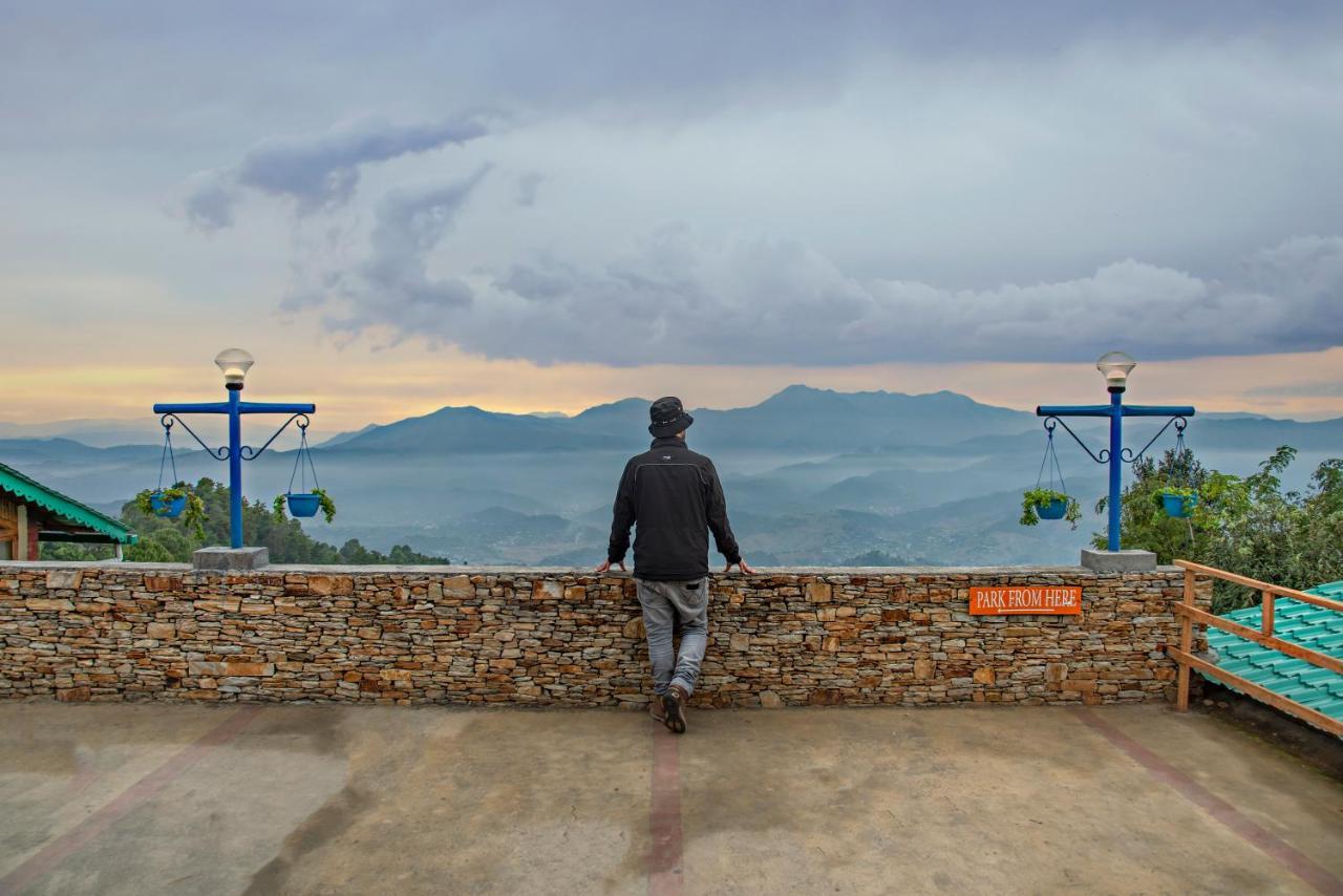 Echor - Yak And Yeti Ranikhet Hotel Алмора Екстериор снимка